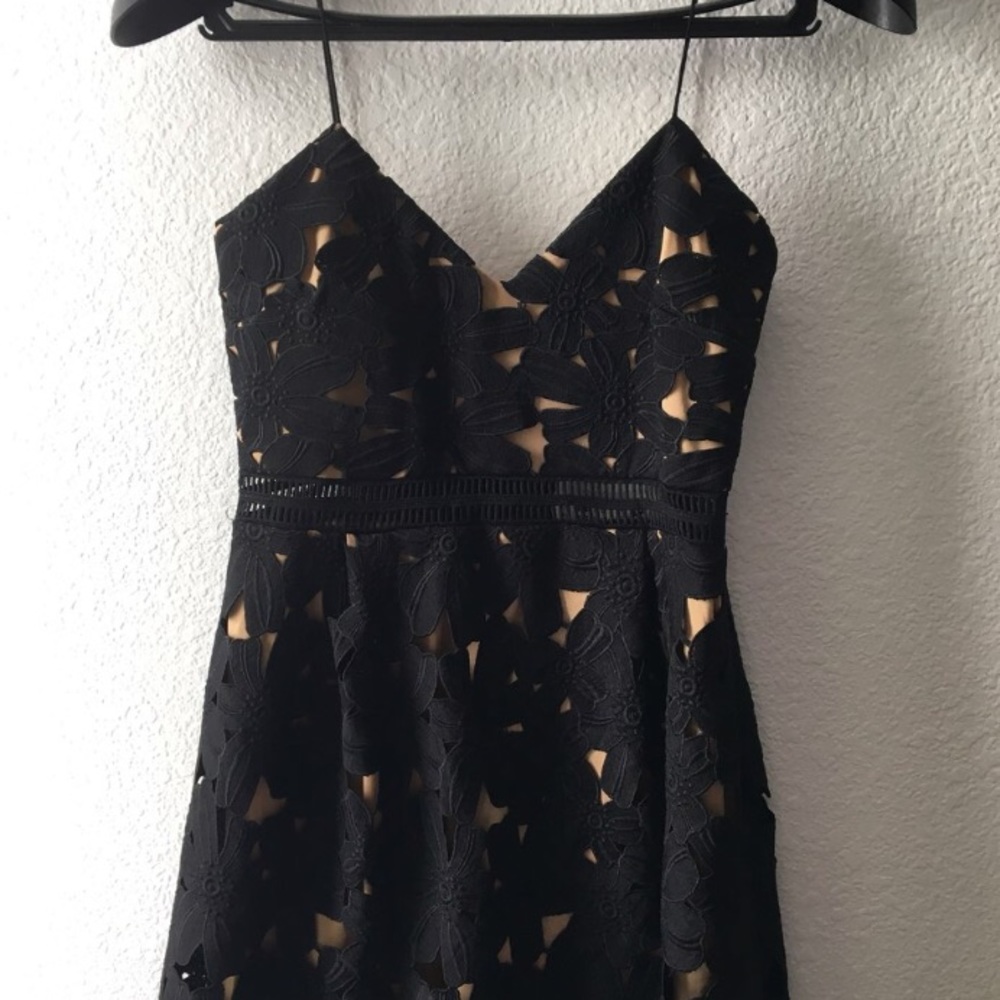 NA-KD Black lace dress